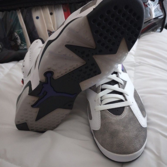 Jordan 6 Nostalgia - Picture 4 of 4